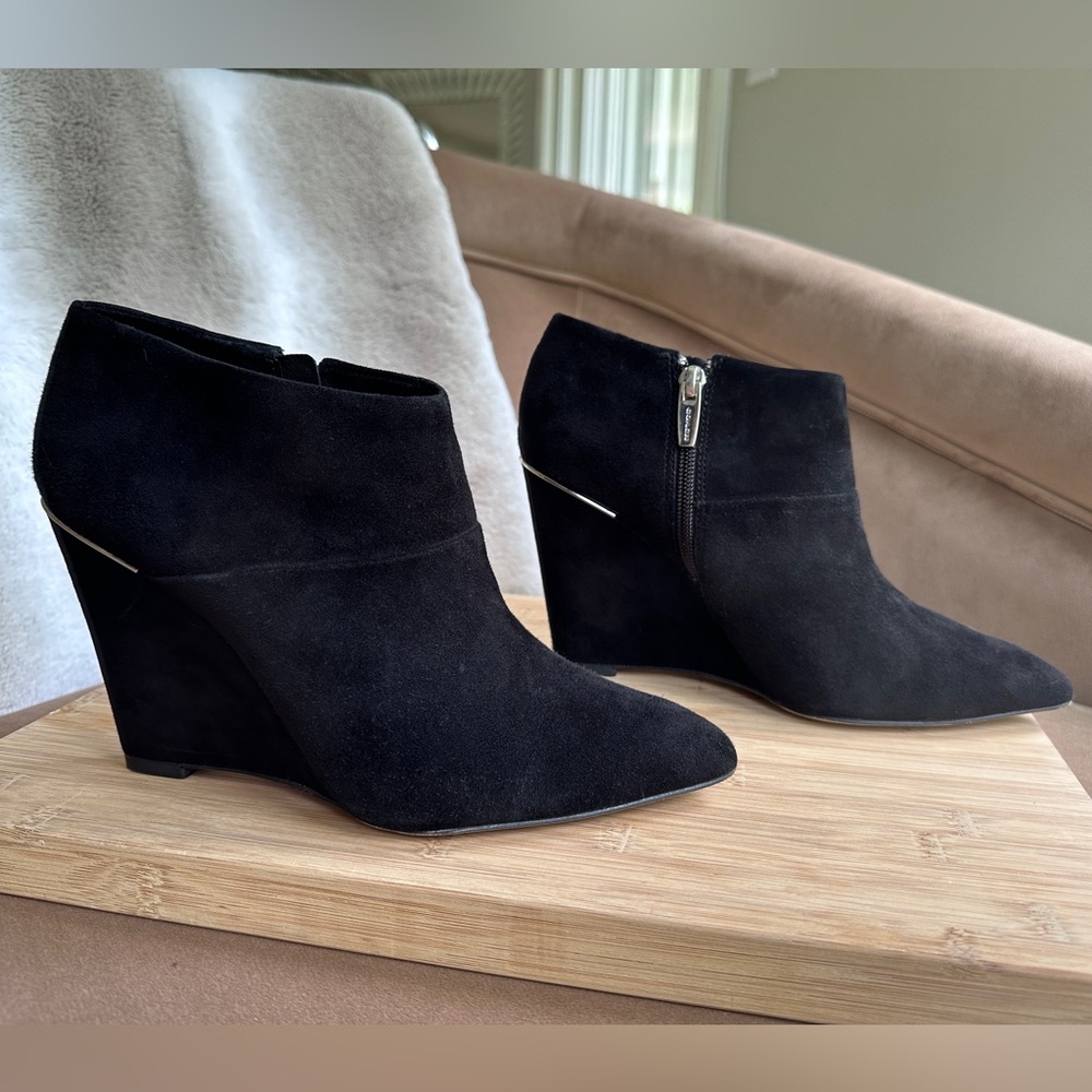 Coach Oakdale Bootie (7.5) Black
